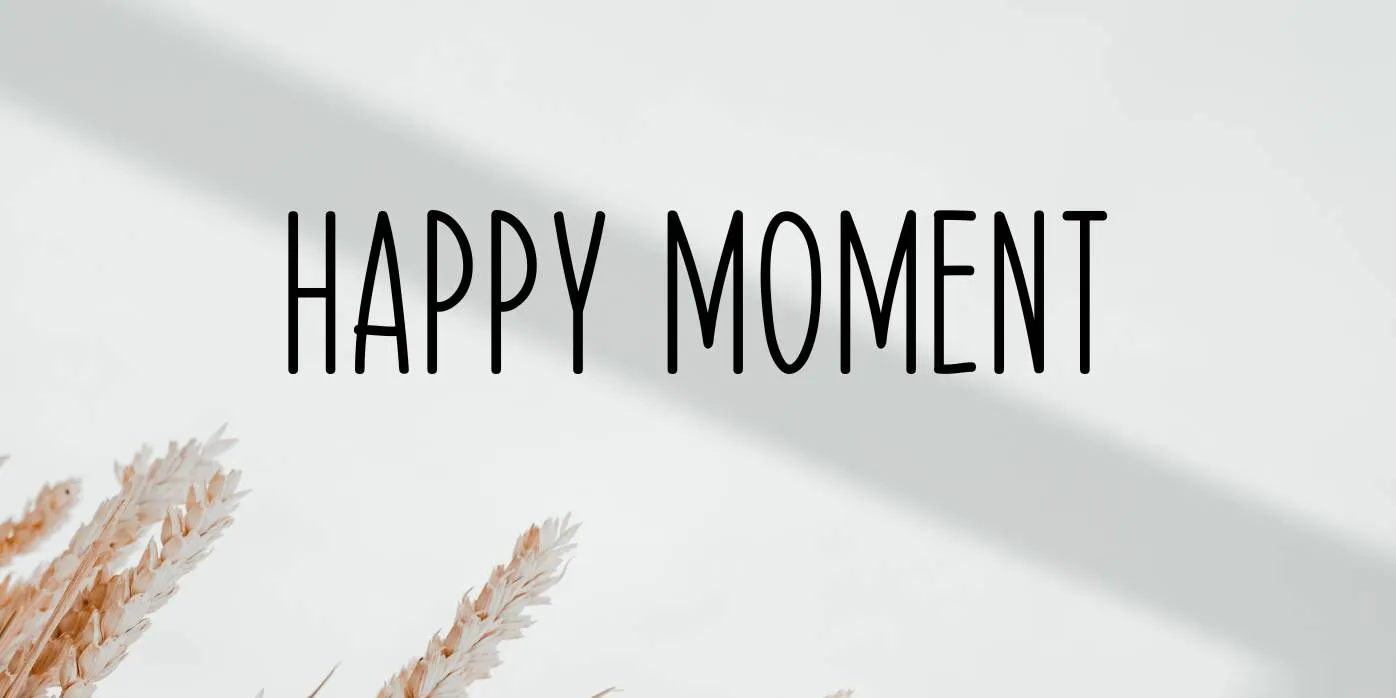 Happy Moment Font